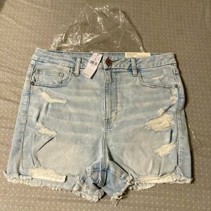 NWT 🎀 American Eagle Curvy Hi-Rise Shortie